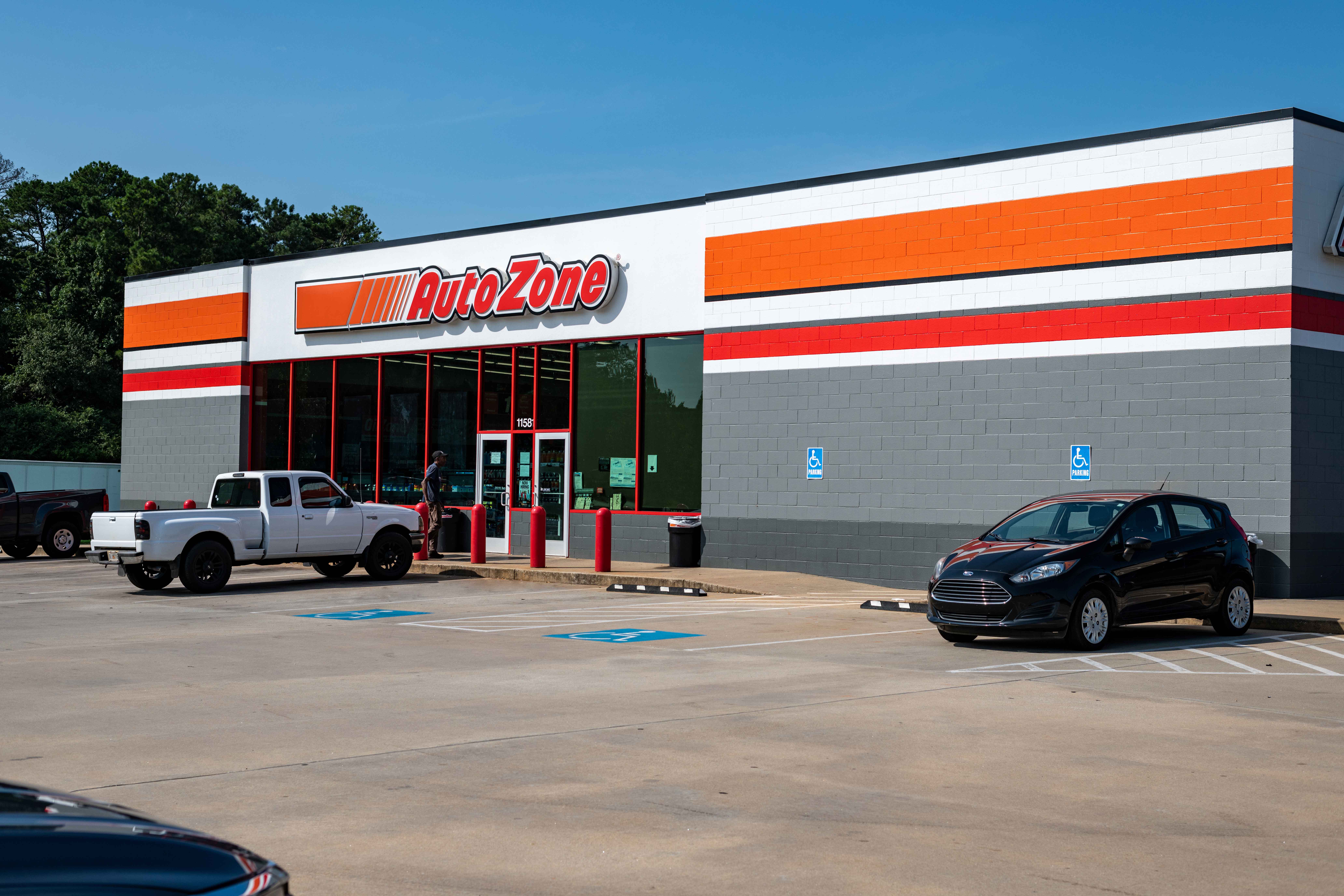 Image of an AutoZone store
